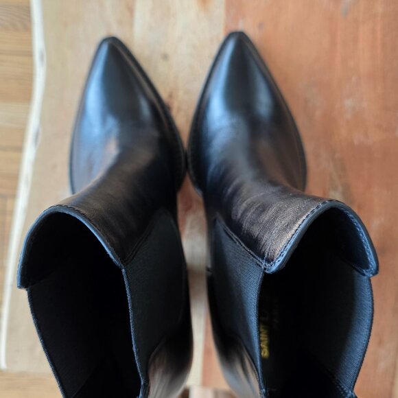 Saint Laurent Theo Chelsea Ankle Booties in Smooth Leather NWOT - Picture 10 of 10